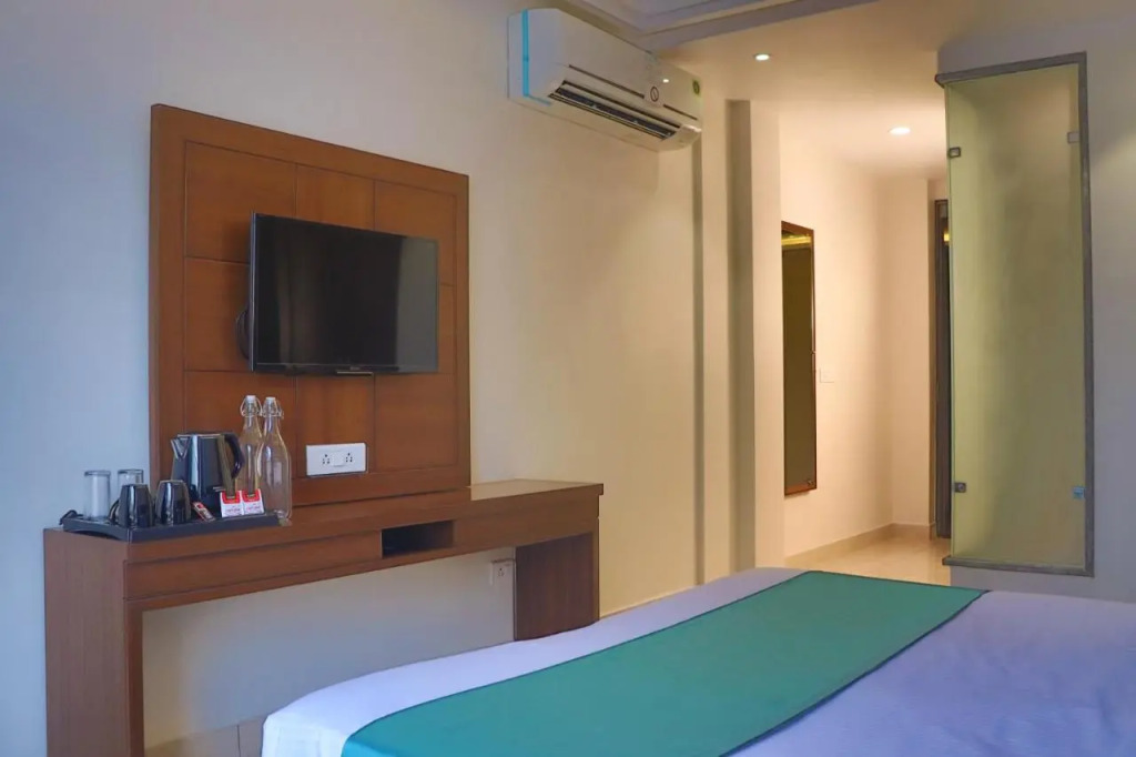 Hotel Green - Behind Parmarth Niketan