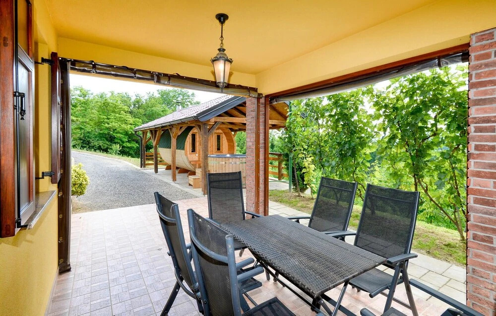 Stunning Home In Adamovec With Sauna