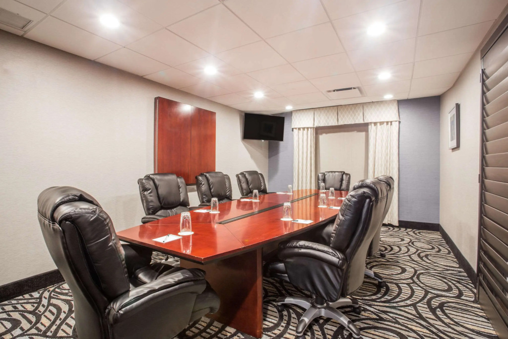Wingate by Wyndham, Universal Studios