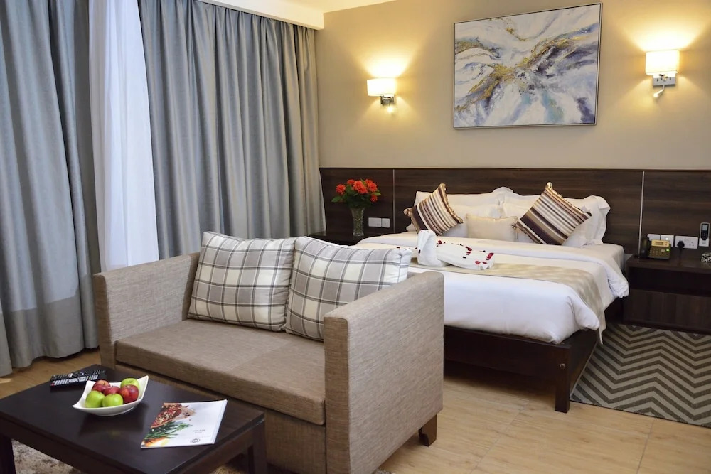 Razana Hotel