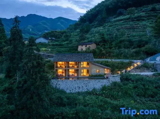 Tingtai Homestay (Titian Scenic Area)