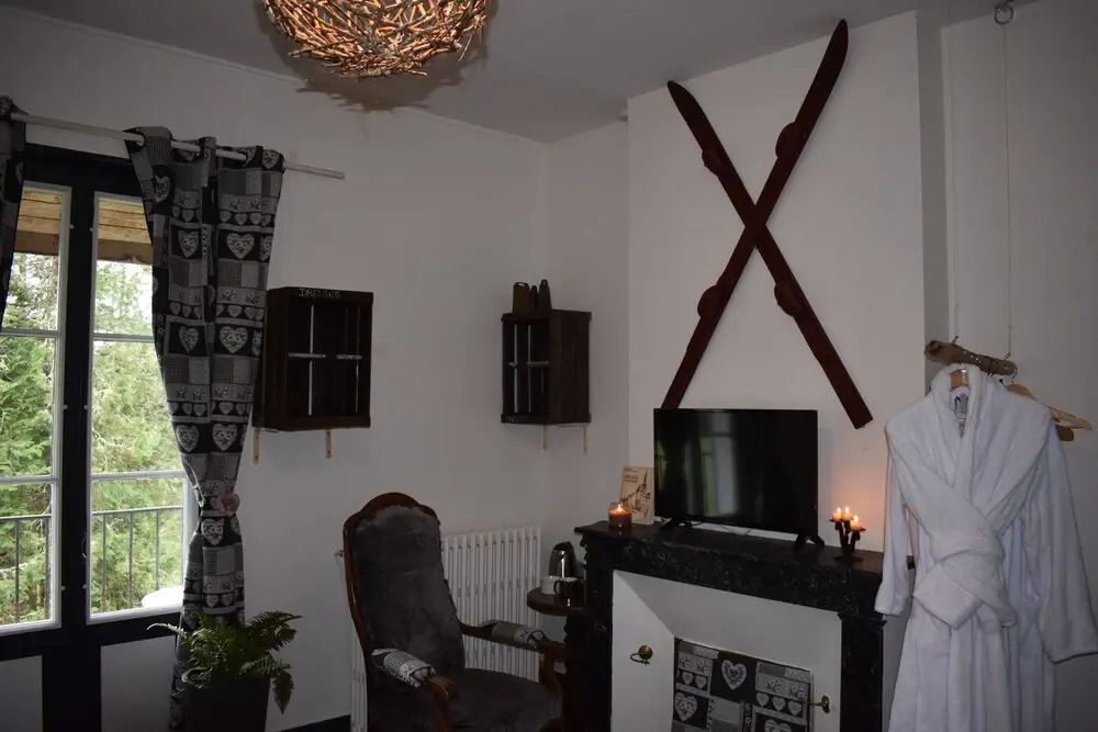 Baccara Lodge