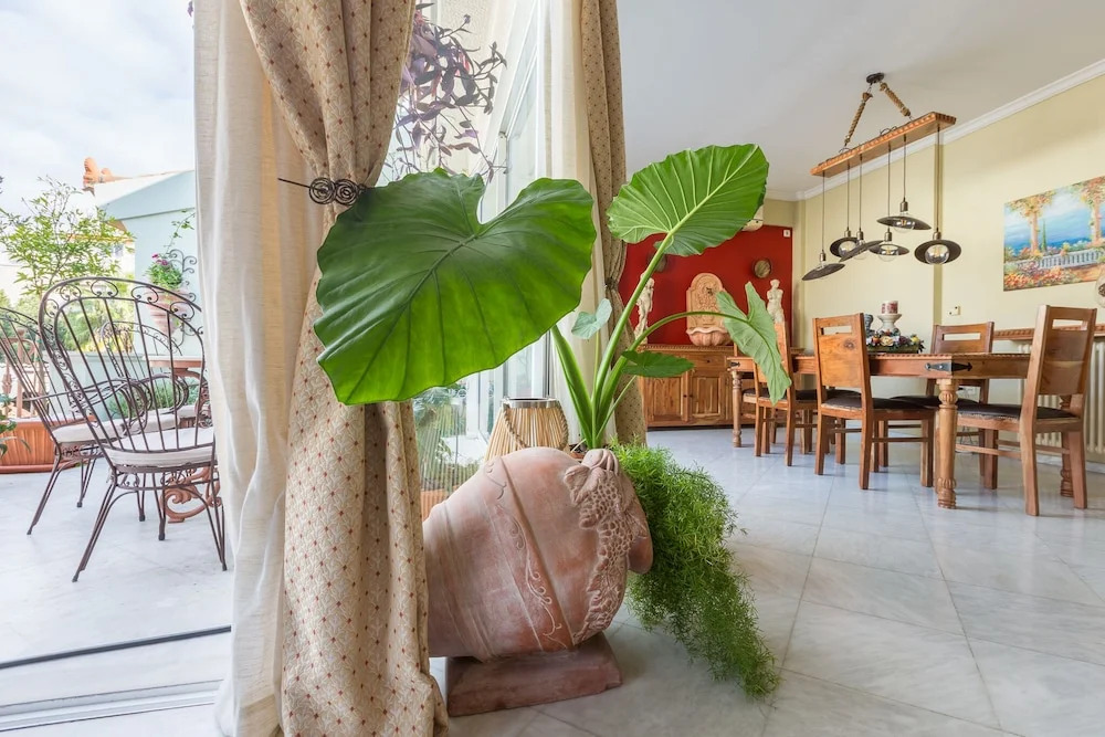 Sunny Luxurious 2Br 2Ba Apt In Athens