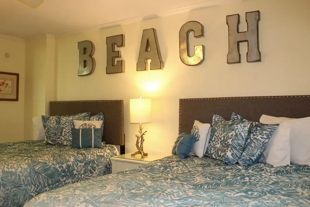 Ocean Dunes Villas #17 short walk to the beach