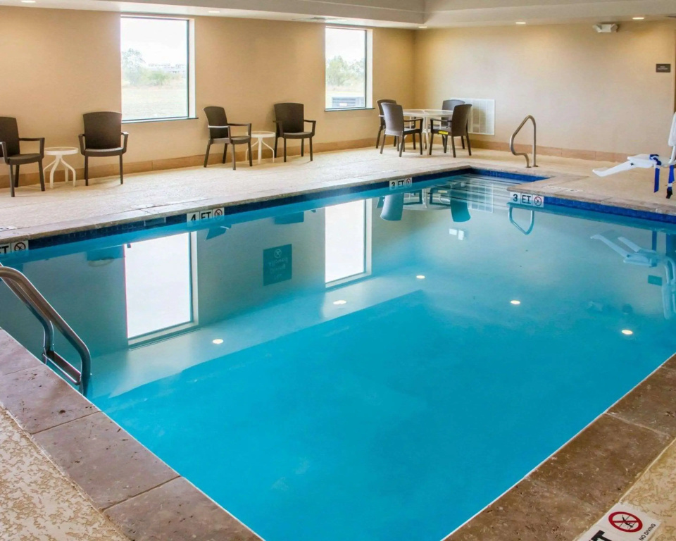 Comfort Inn & Suites San Marcos near Outlet Mall