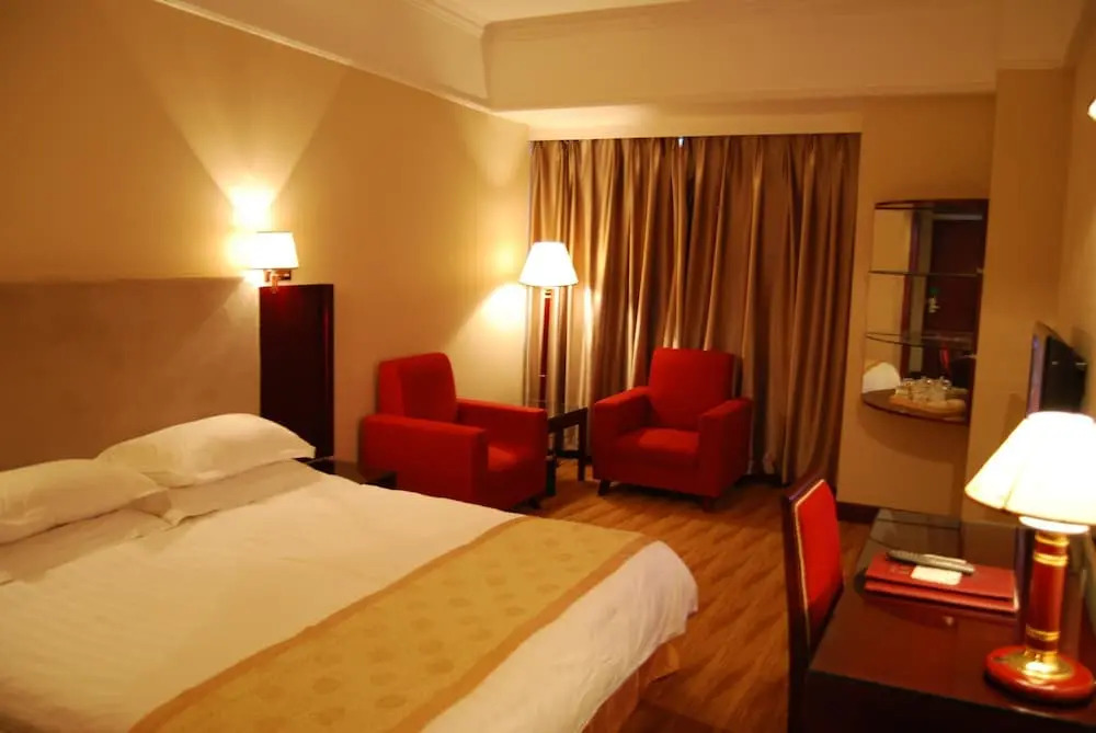 Longxiang Hotel