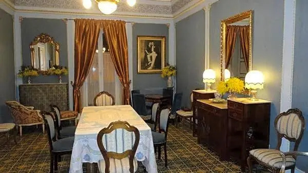 B&B Savarini