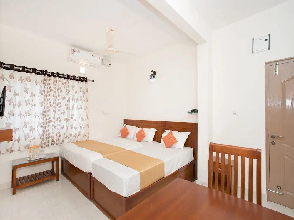 OYO 11097 Hotel Grand Arabian