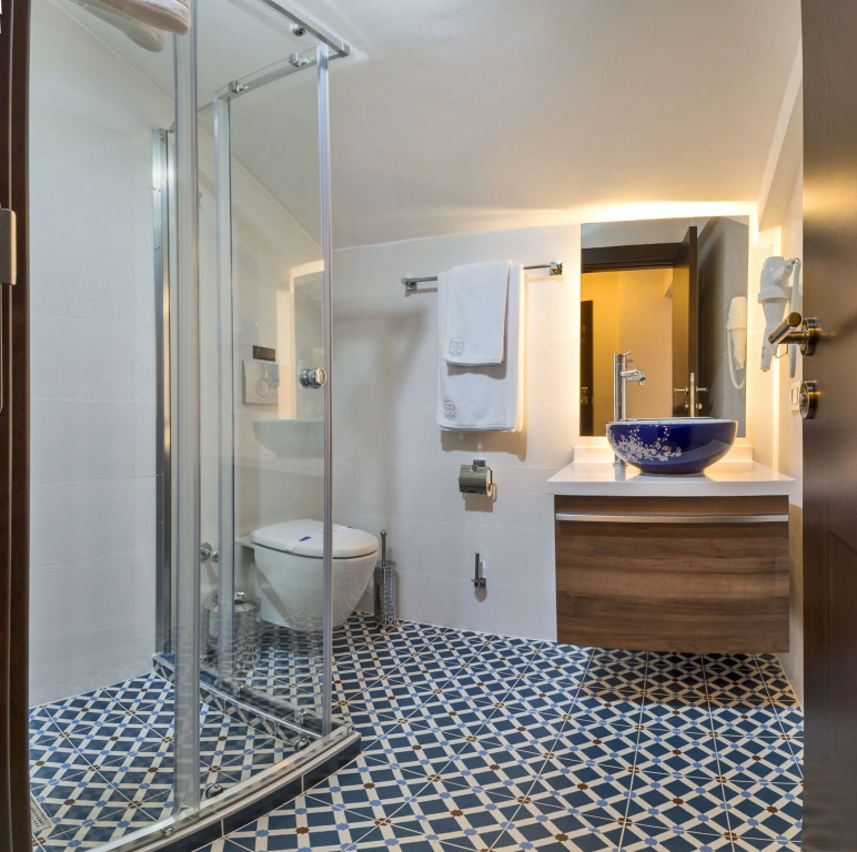 Four Doors Hotel