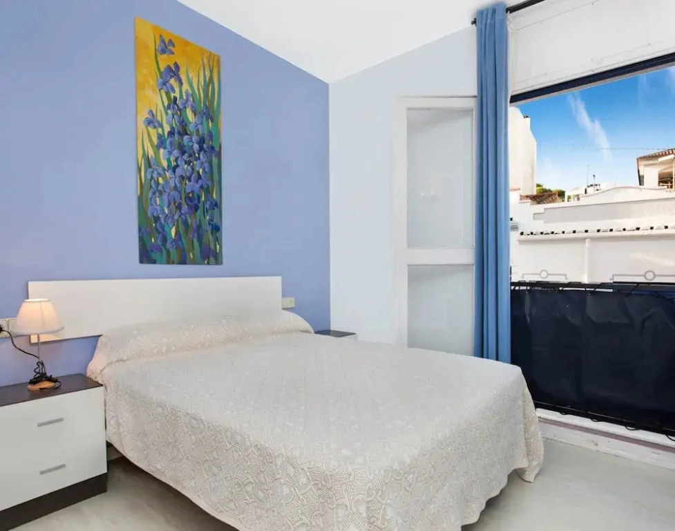 Apartment for 4 People With Terrace
