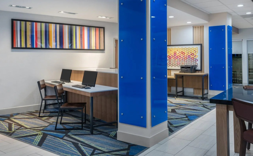 Holiday Inn Express & Suites- Sugar Land SE - Missouri City by IHG