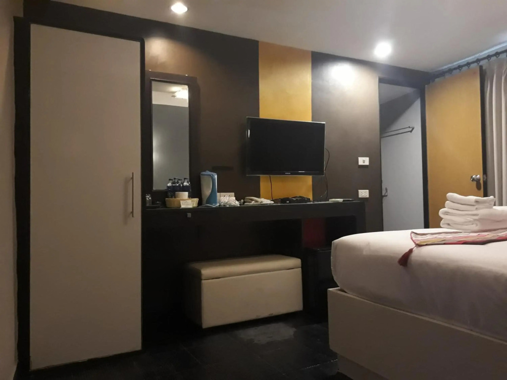 V30 Sukhumvit