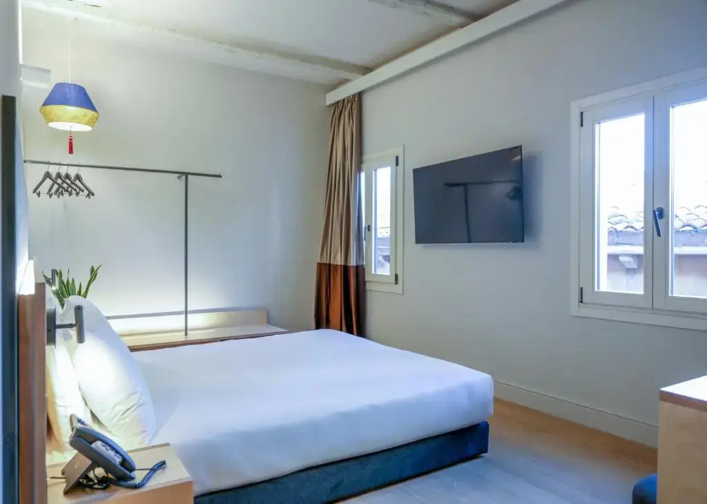 Hotel Casa W