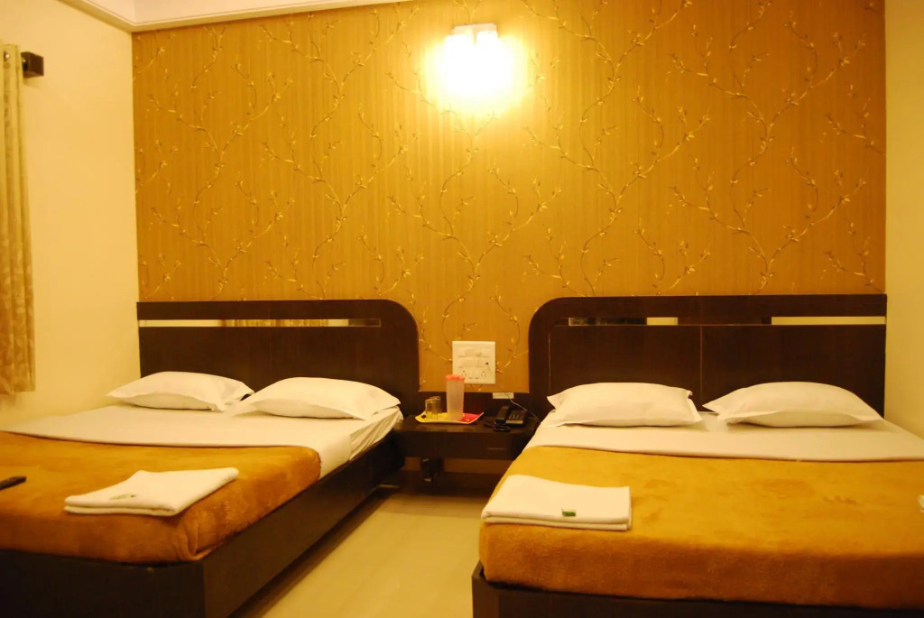 Hotel Lee Grand