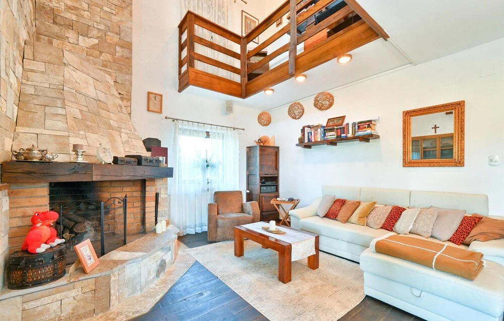 Beautiful Home in Karlovac With Sauna, Wifi and 3 Bedrooms