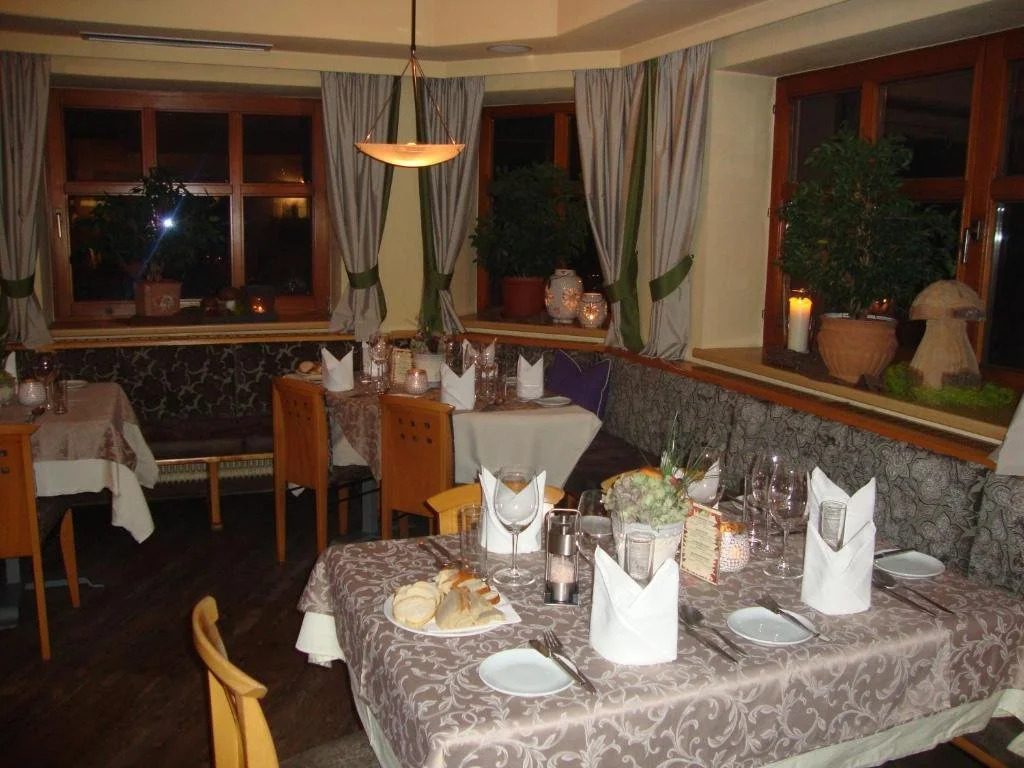 La Pasta Hotel Restaurant