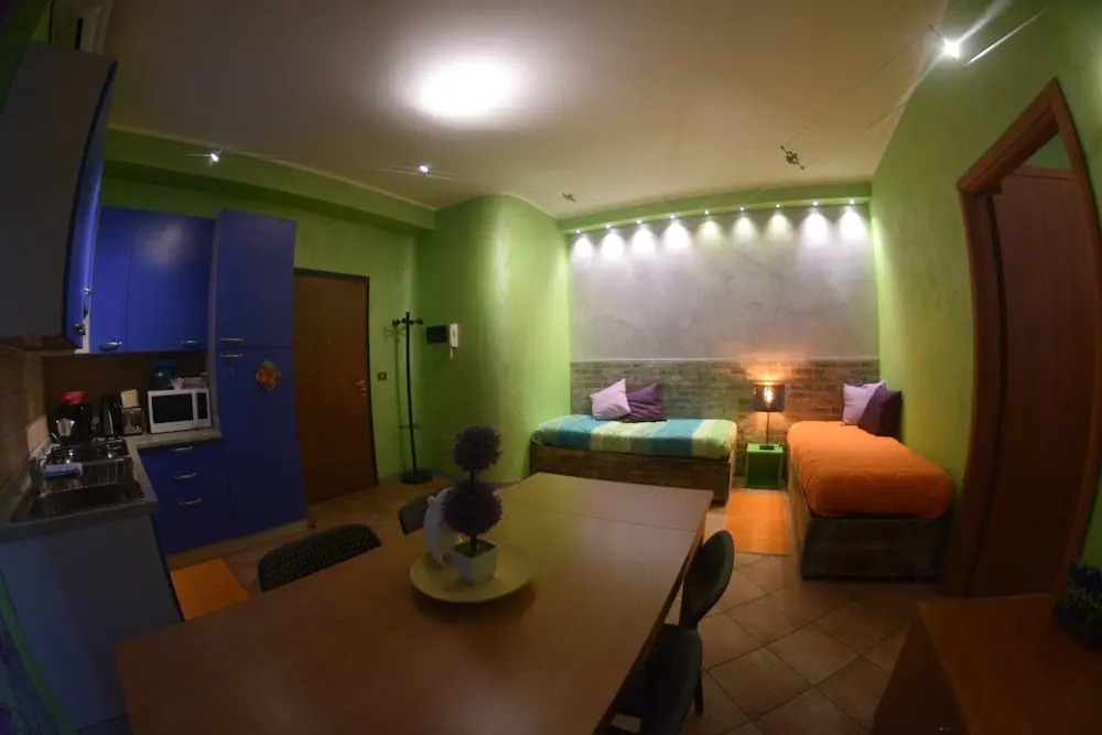 Marconi Rooms and Apartments