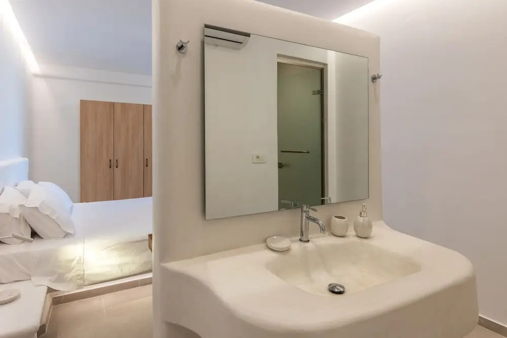 Mykonos Divino
