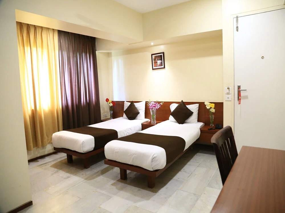 OYO 13771 Executive Residency