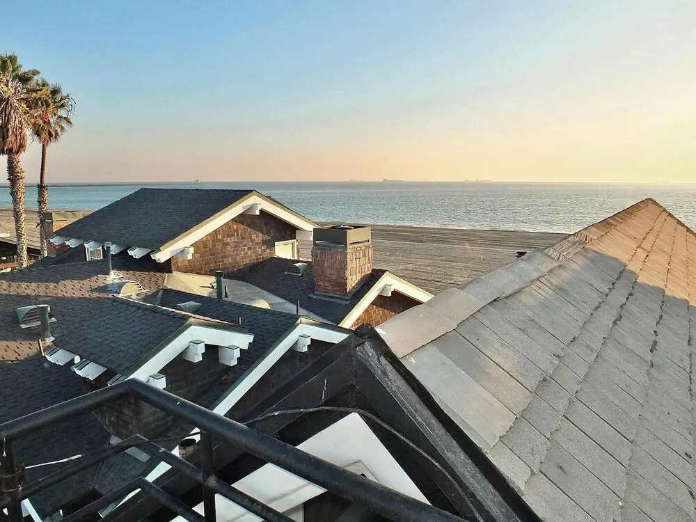 Beachfront Estate - LB Peninsula