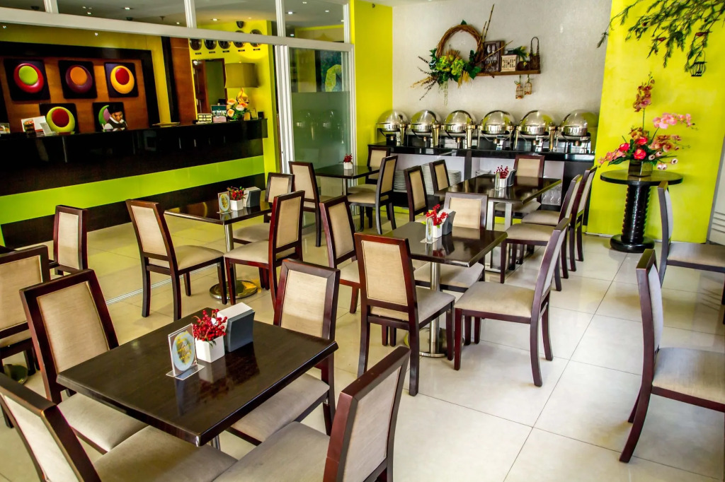 Canberry Hotel