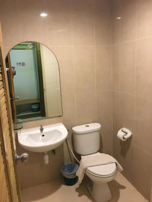 Polkadot Hostel