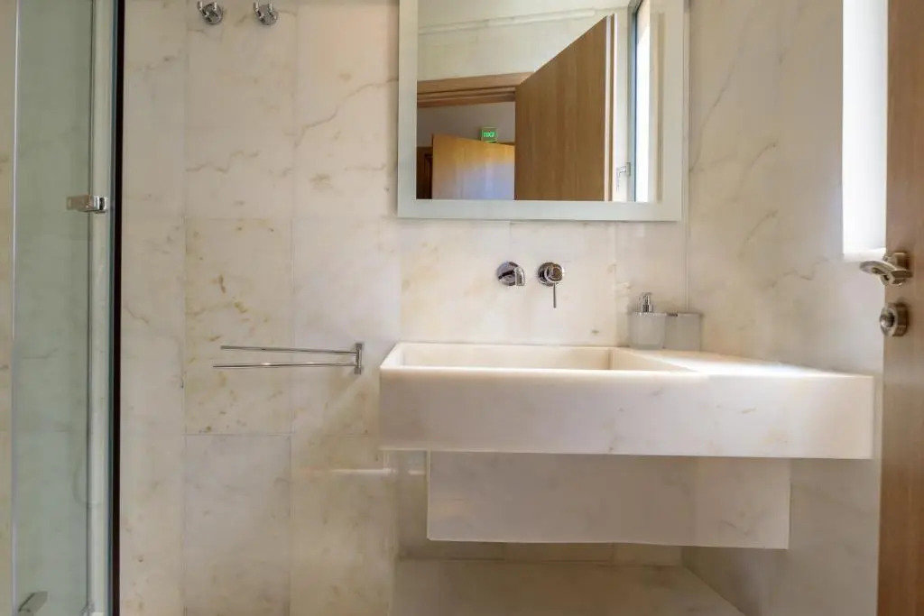 Fos DownTown Suites