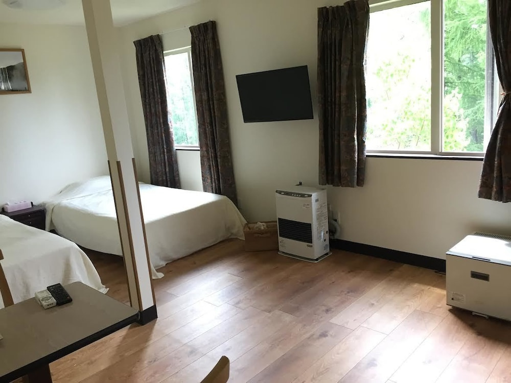 Lodge Romulus