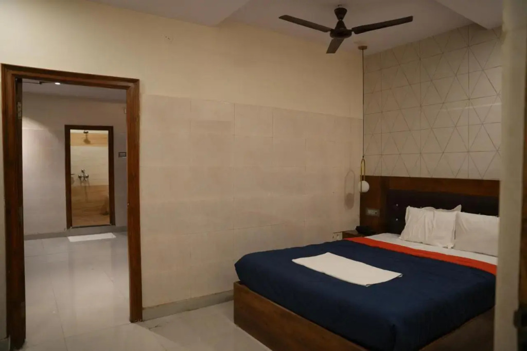 Vaidh Business Hotel