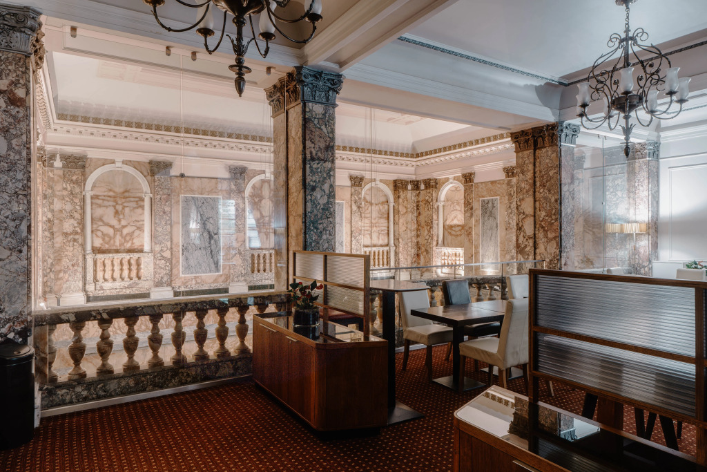 Club Quarters Hotel Trafalgar Square, London