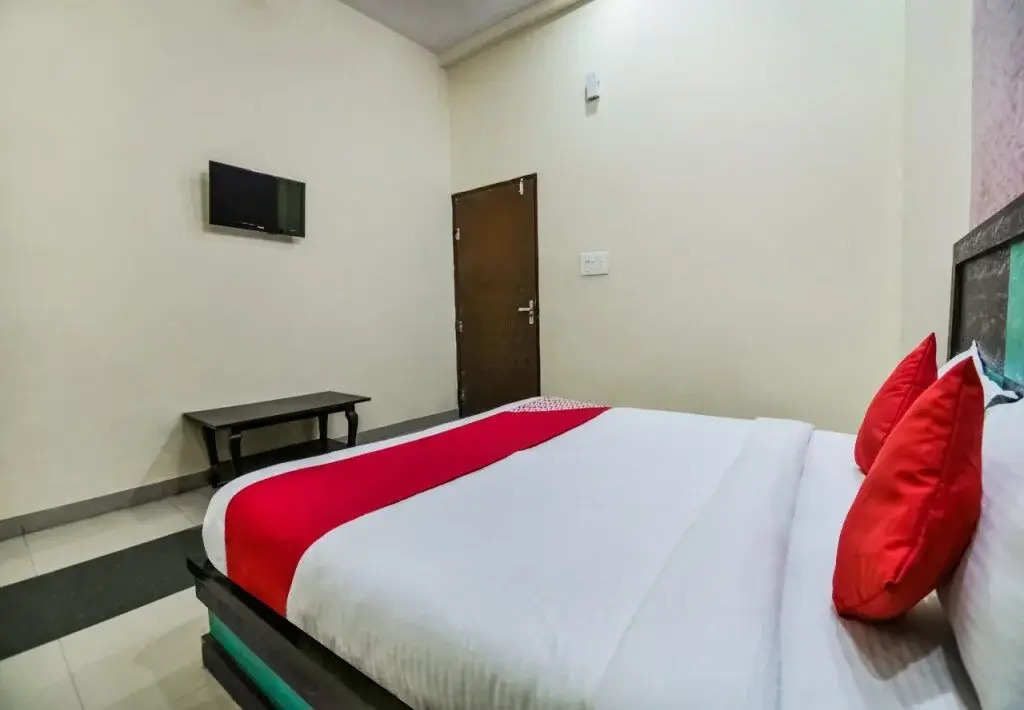 Hotel Prabhu Villas By OYO Rooms