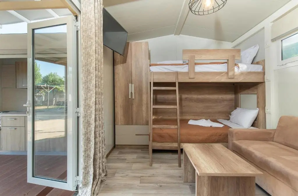 Camping Tsitreli