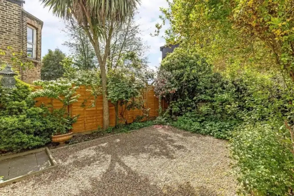 Rustic 2 Bedroom Flat in Brixton