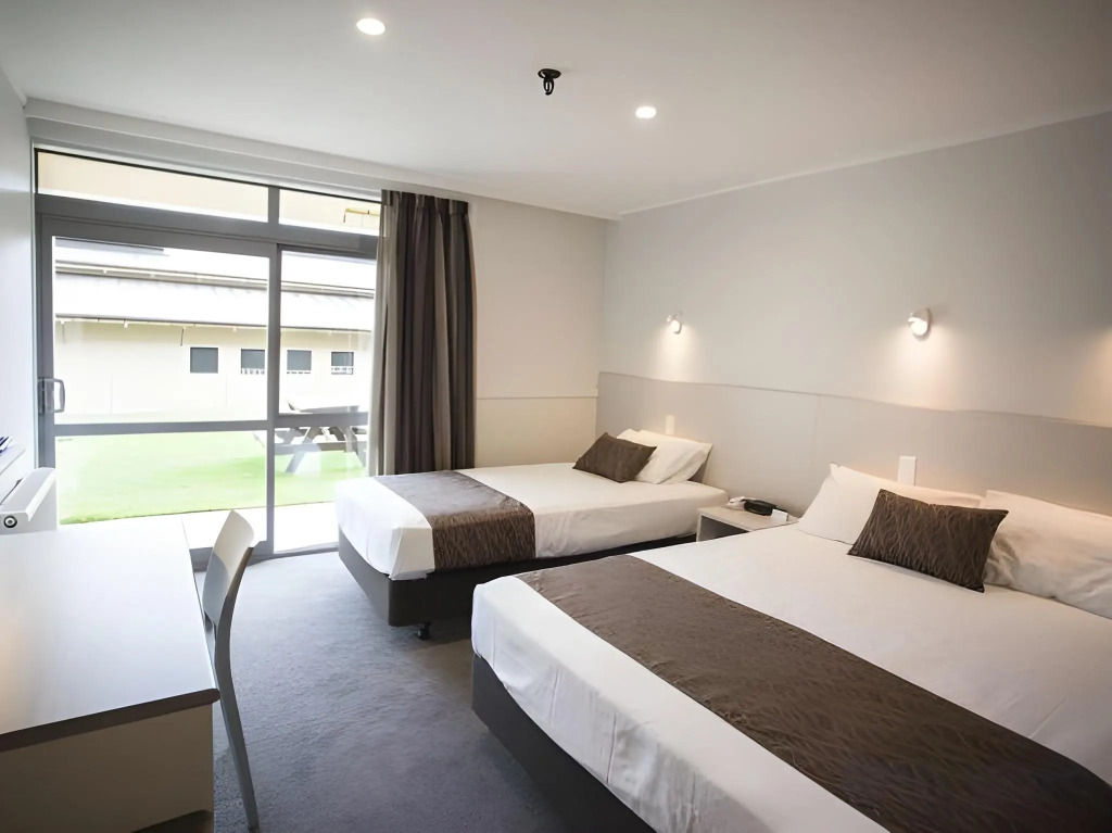 Wanaka Hotel