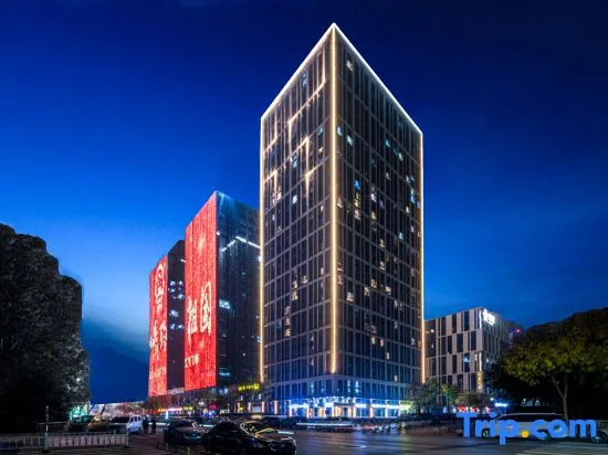Lavande Hotel (Zhengzhou Economic and Technological Development Zone Central Square Subway Station)