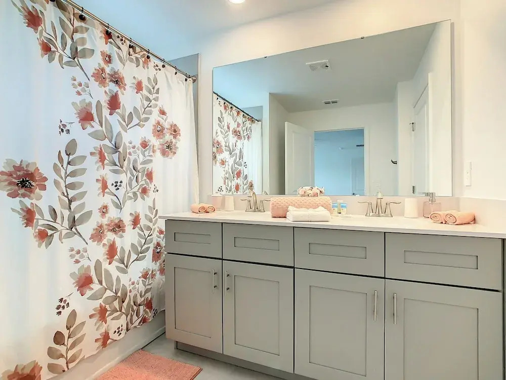 Sophisticated Living at Storey Lake