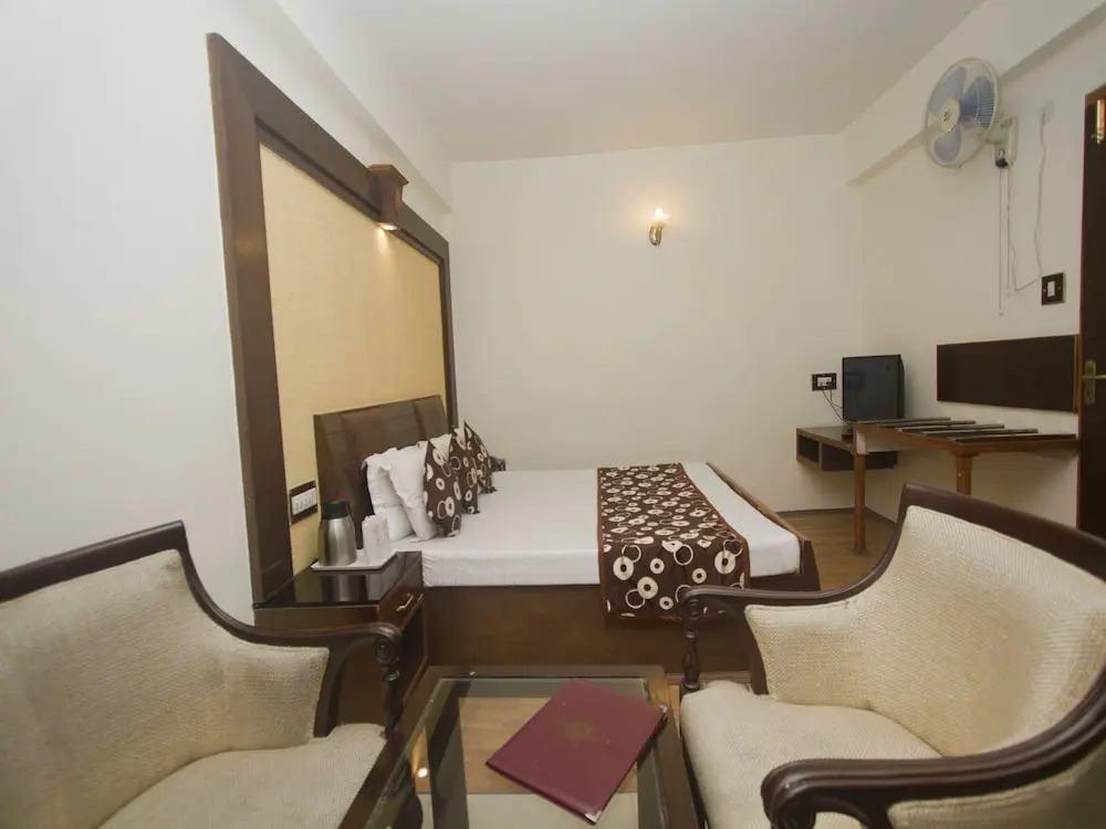OYO 1414 Hotel Kalinga Grand