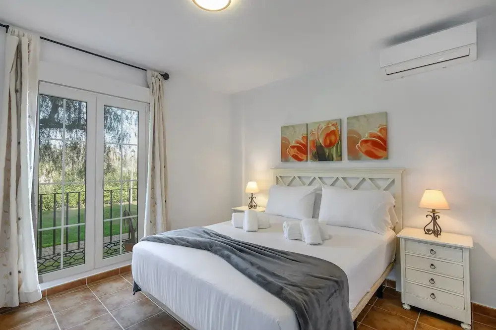 Golfside Apartment for 6 Guests