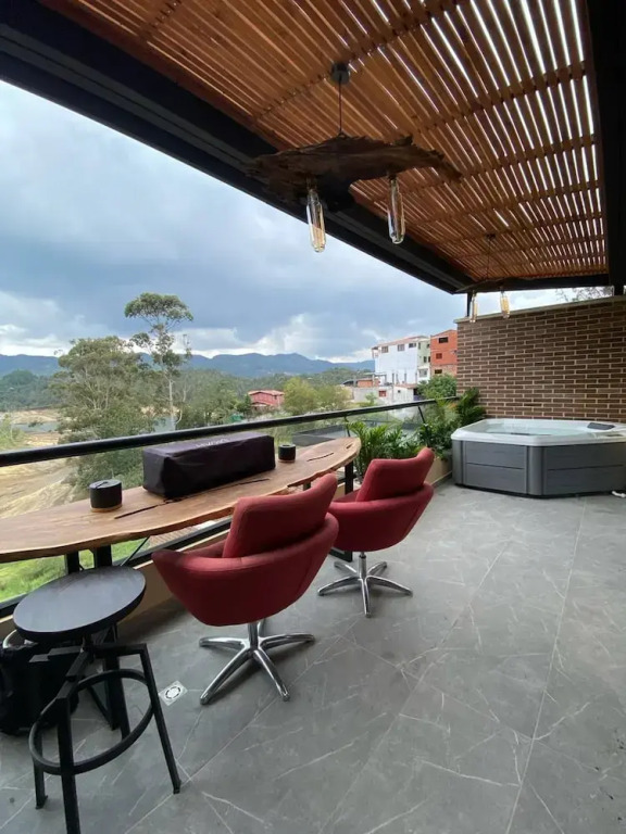 San Telmo - Guatape With Hot Tube