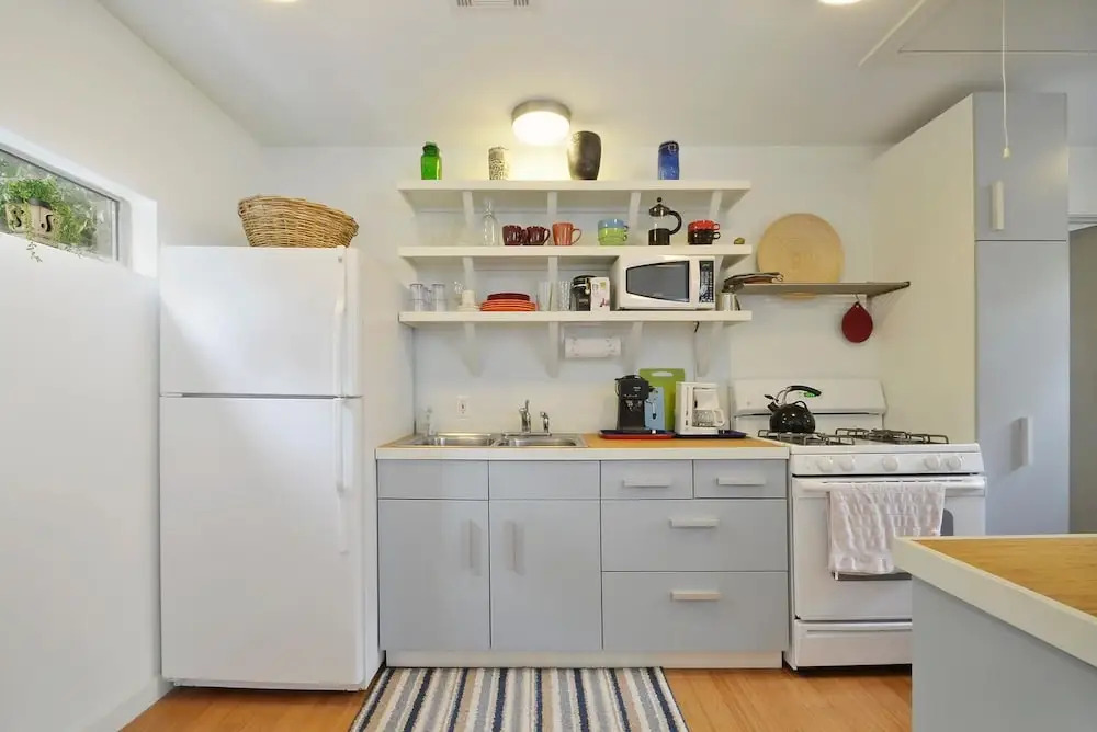 1BR South Austin Steps from 1st by RedAwning