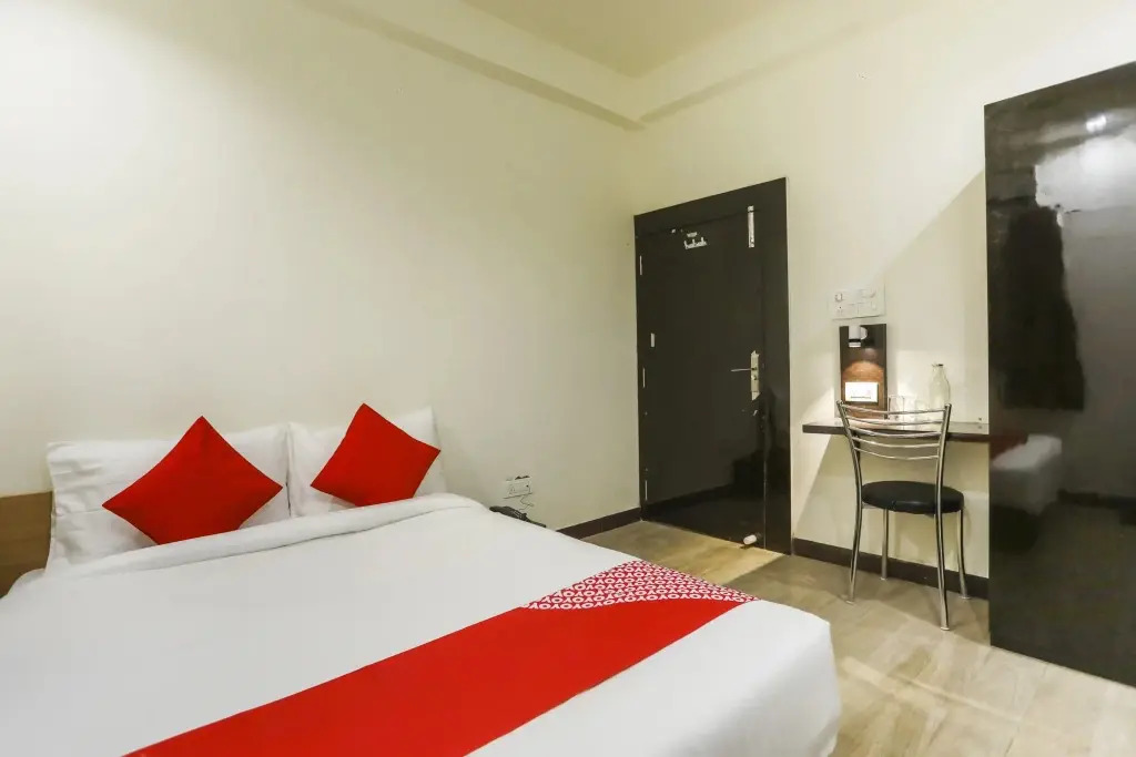 Super Hotel O Upper Bazar Formerly RR Residency