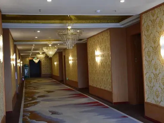 Fengshan International Hotel