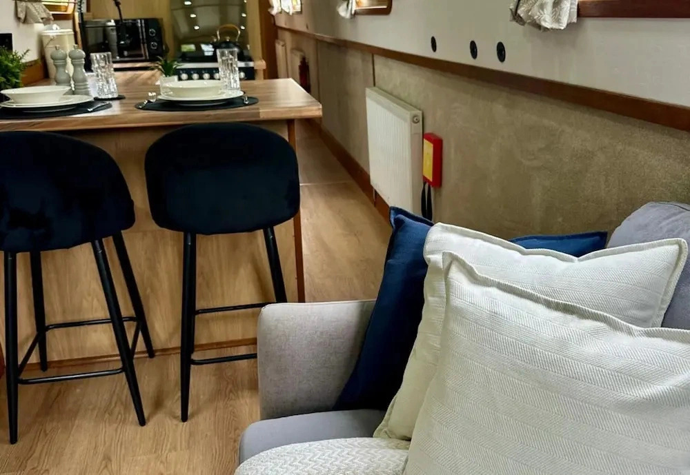 Narrowboat Stern - Stratford - Stay6 - Petfriendly