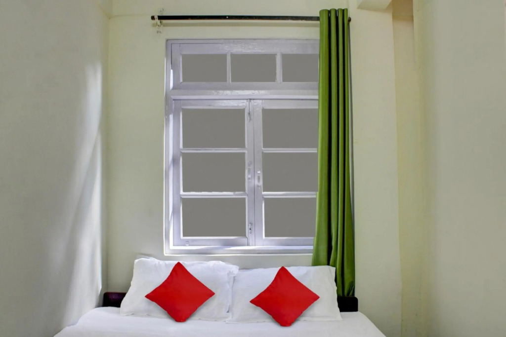 OYO 80513 Hotel Rose Garden