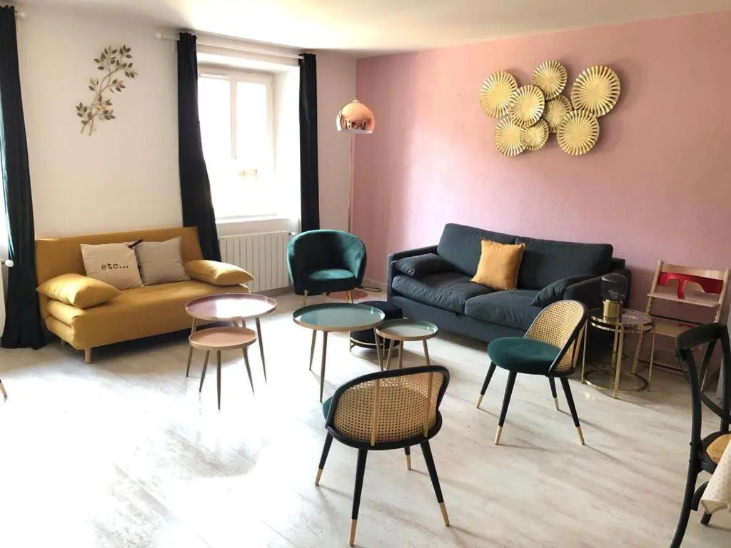 L'escalier du Château - T4 duplex 9 couchages
