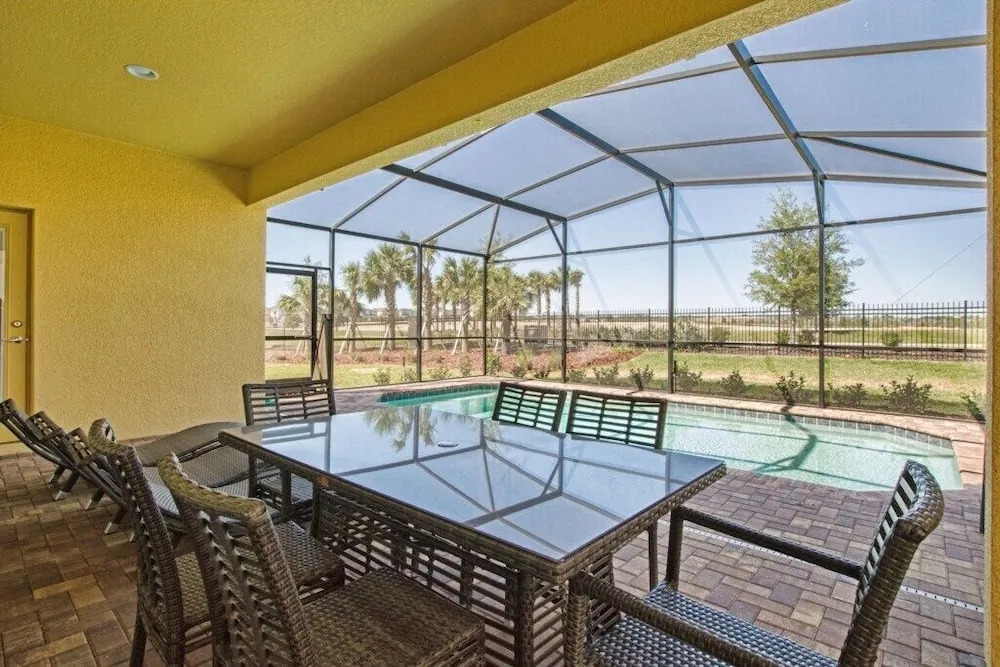 Windsor at Westside-5 Bedrooms House W/Pool-3718ww