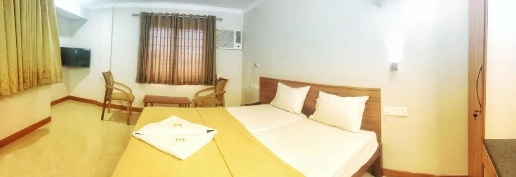 Kalluvalappil Holiday Inn