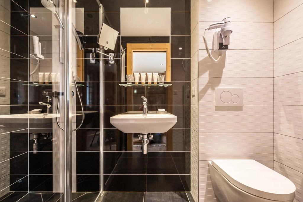 FLOCON - Modern Apartment with hot tub and hammam