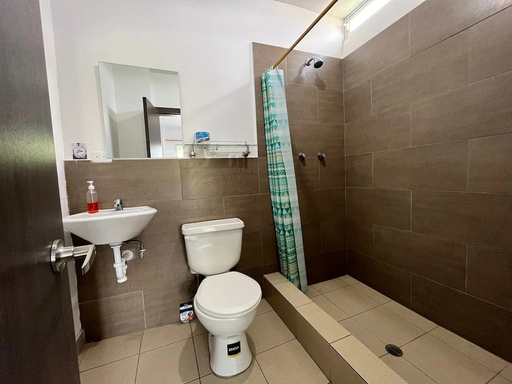 Mare S&M Casa Hostal