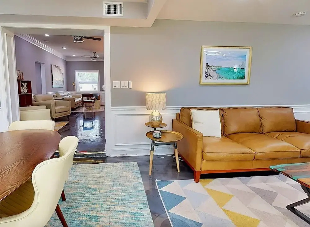 Spacious Dog-friendly House Near Beaches, Historic Downtown W/beach Access